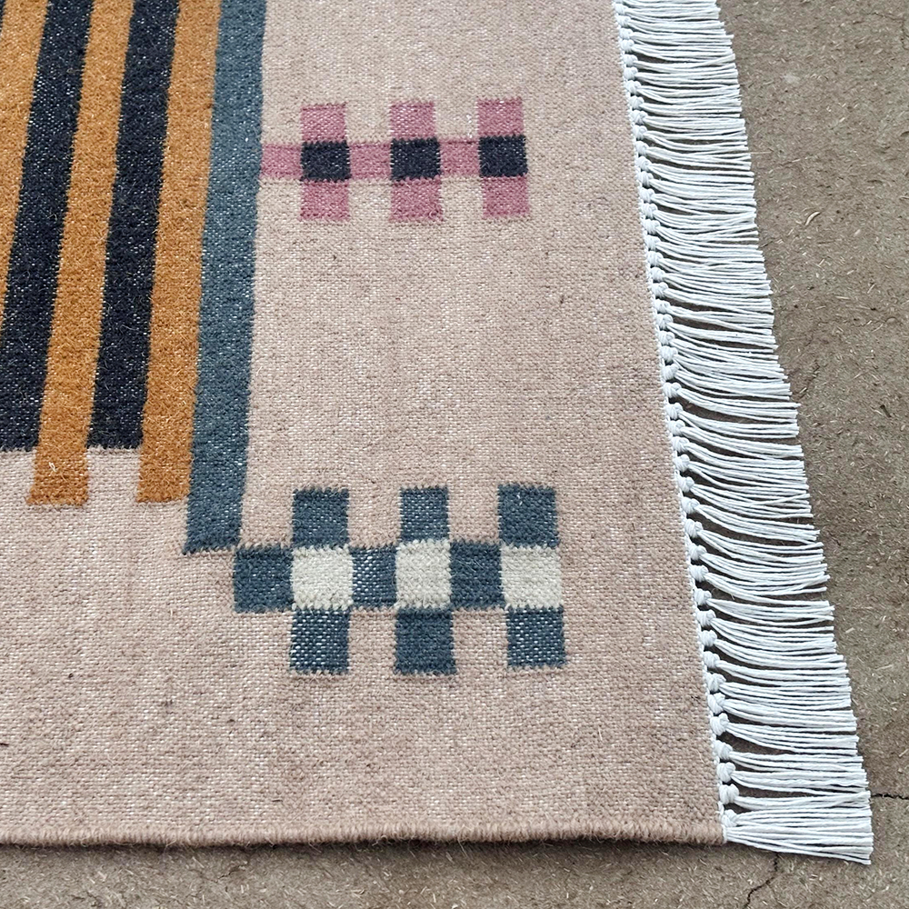 Handcrafted Wool Multicolor Vintage Dhurrie For Living